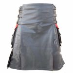 Scottish-Pleated-Gladiator-Bluf-Leather-Kilt-frente