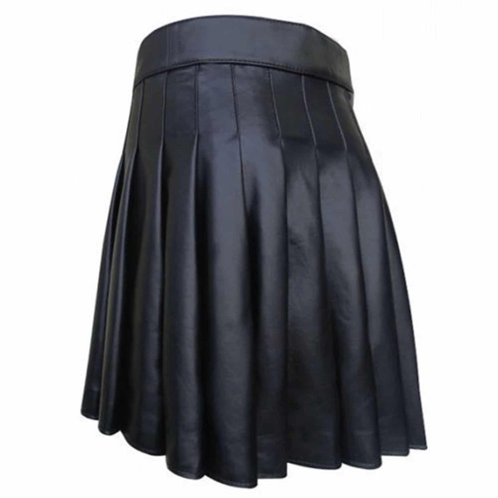 Cuir de vachette noir ouvert plissé, kilt en cuir noir, meilleurs kilts, kilts pour hommes