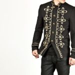 dorado-flor-bordado-negro-militar-napoleon-gancho-chaqueta-frente-modelo