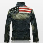 Chaqueta-goth-de-mezclilla-de-bandera-americana-espalda