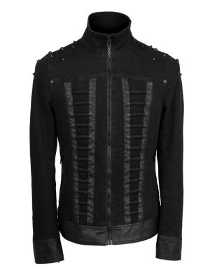 El look frontal de la chaqueta Biker Denim Goth con tachuelas.