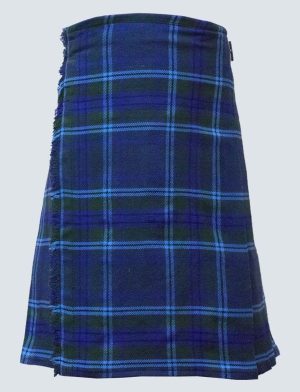 das vordere gerade Foto des Spirit of Scotland Tartan Kilt.